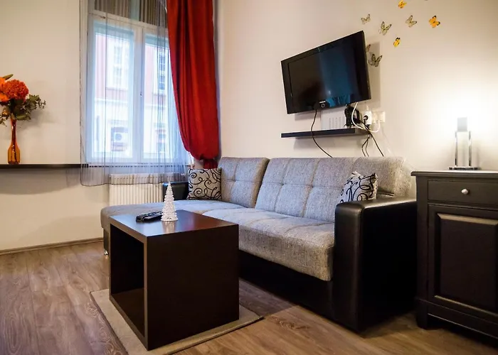 Budapest Rooms Bed And Breakfast